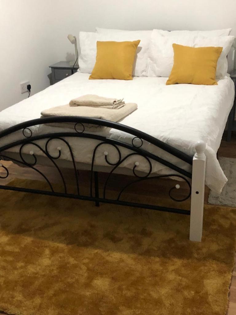 Alpha House Bed & Breakfast London Eksteriør bilde